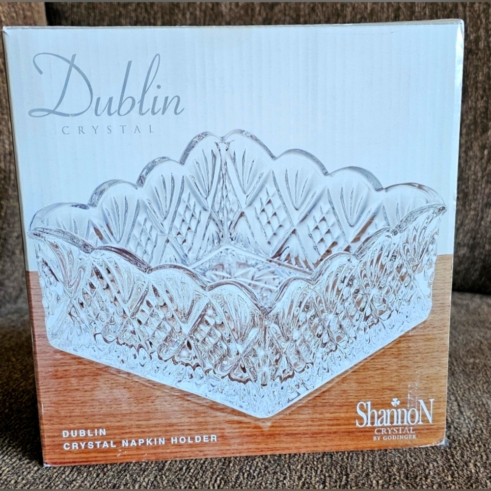 NOT FOR SALE - NWT Dublin by Godinger Crystal Napkin Holder